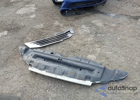 2015 Toyota Sienna Xle Premium 7 Passenger z USA, uszkodzony, nr VIN 5TDDK3DC6FS117993